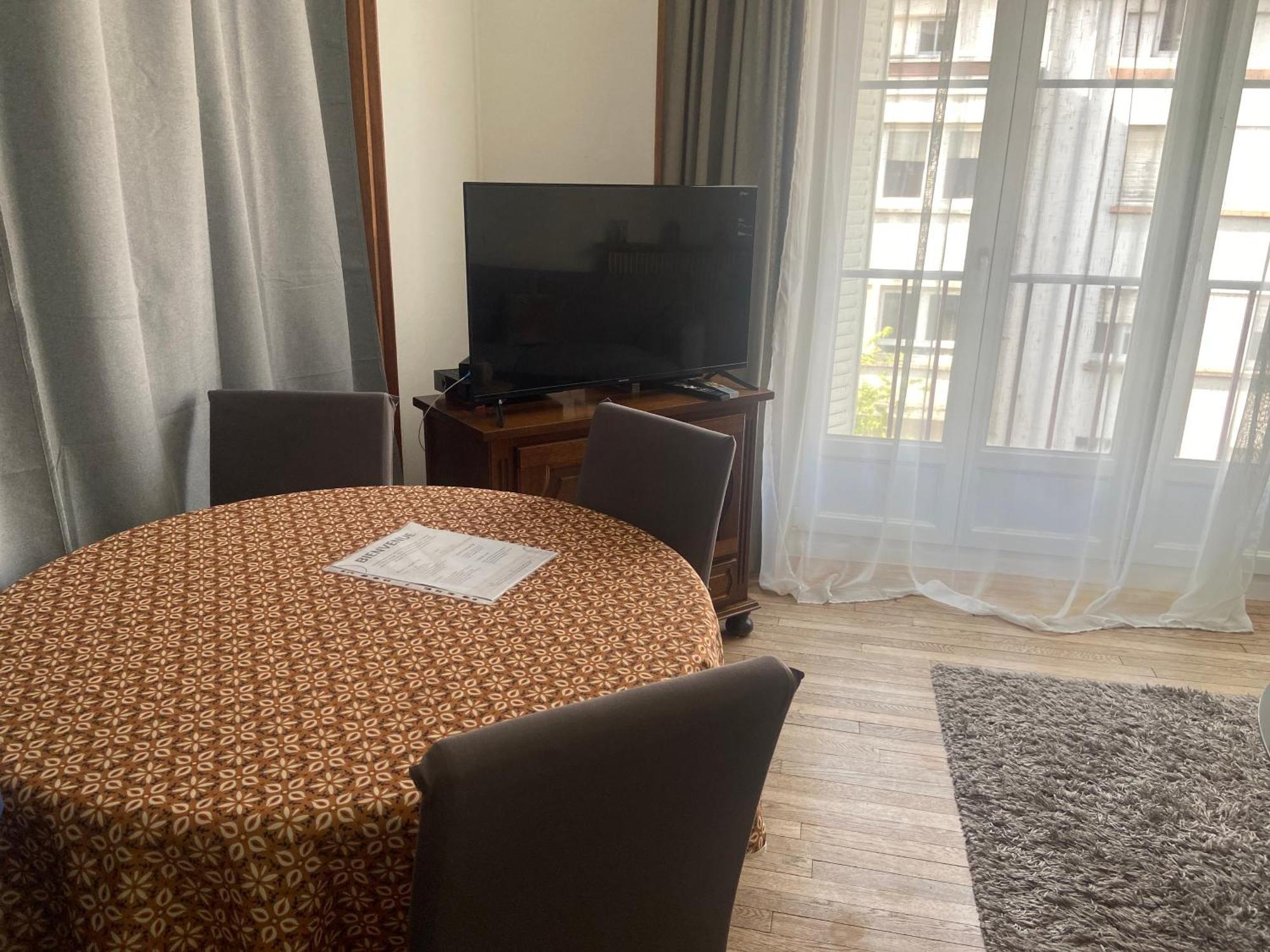 Appartement Spacieux Cosy Centre Epinal !!! Экстерьер фото